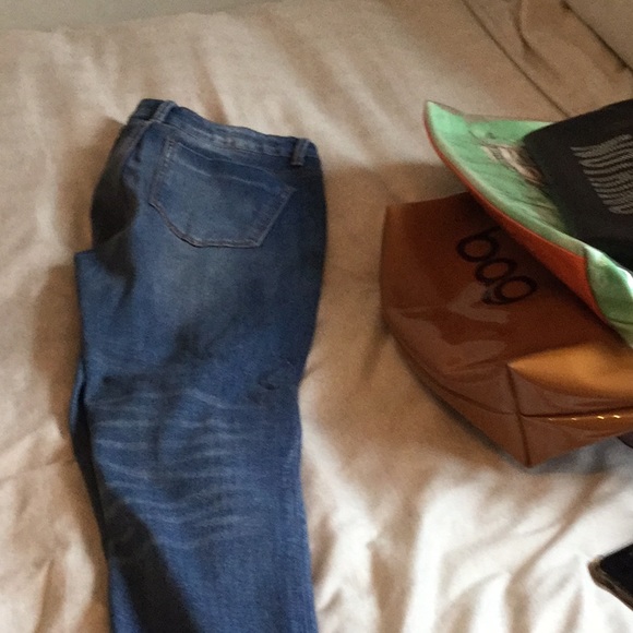 Jeans - Picture 3 of 4